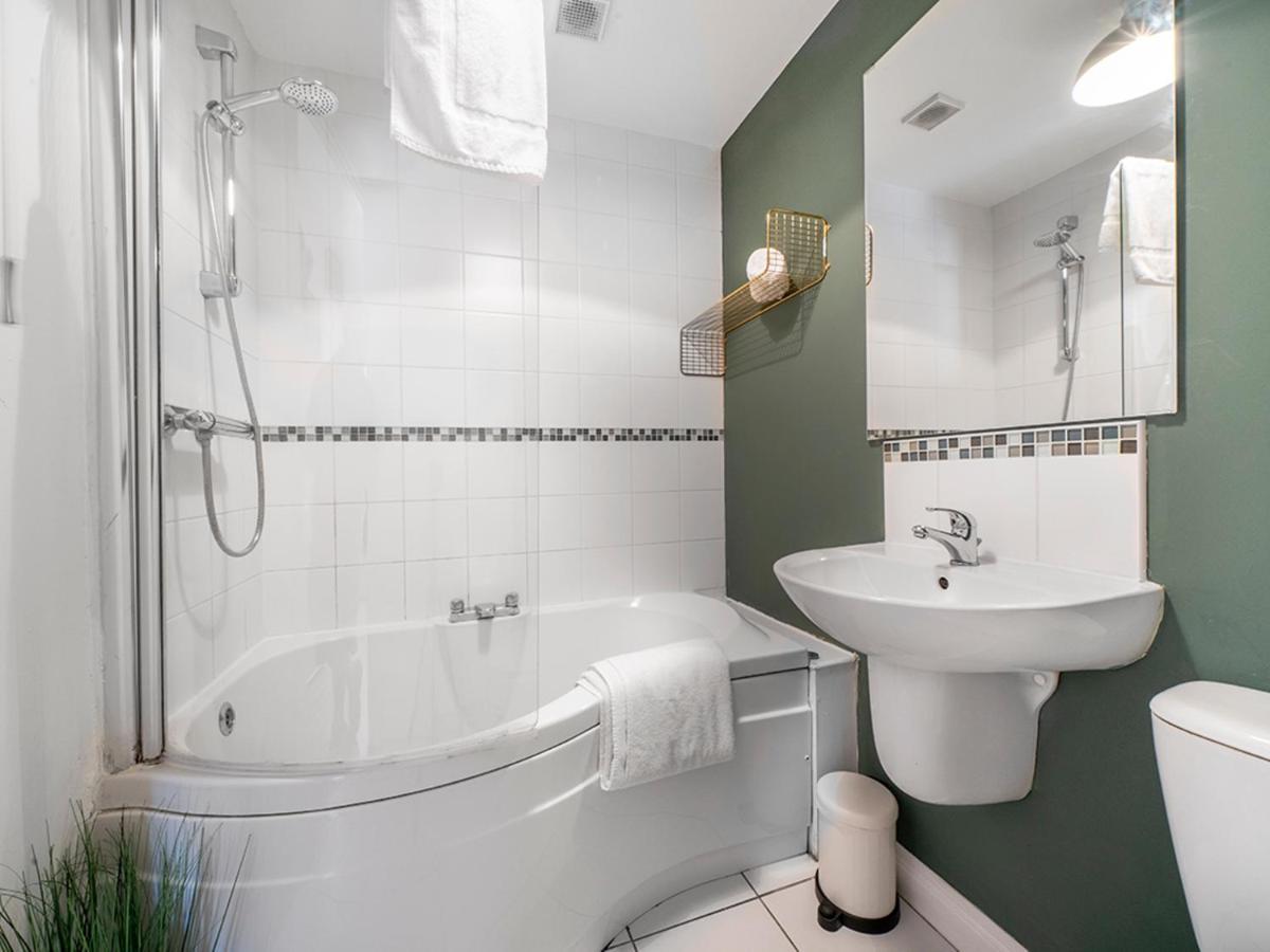 Titanic View Penthouse - Gated Complex - Parking Apartment Belfast Exterior foto